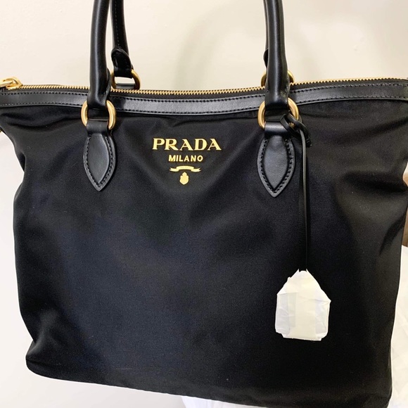 🌺 PRADA nylon leather bag 🌺 ON SALE - Picture 9 of 9